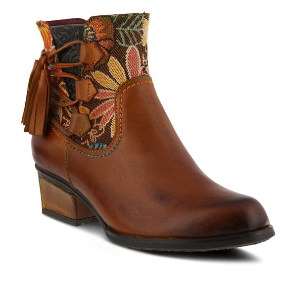 Spring Step Shoes - La’ Artiste by Spring Step Live floral tassel boot